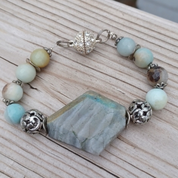 Handmade precious stones Bracelet 7 1/2 inches - Picture 10 of 13